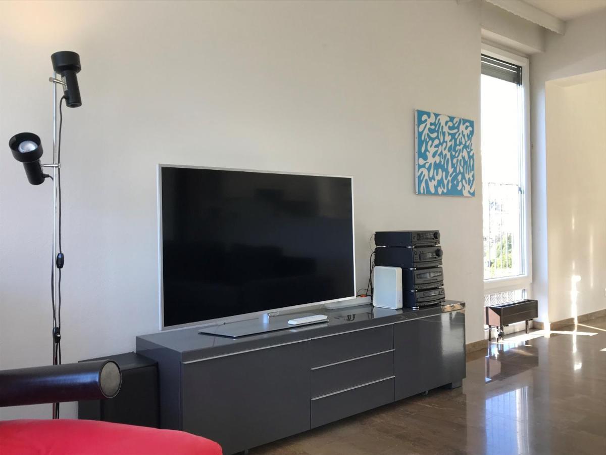 Lichtdurchflutete Ferienwohnung Mit Panorama-Sicht Und Schwimmbad/Sauna Muralto Buitenkant foto
