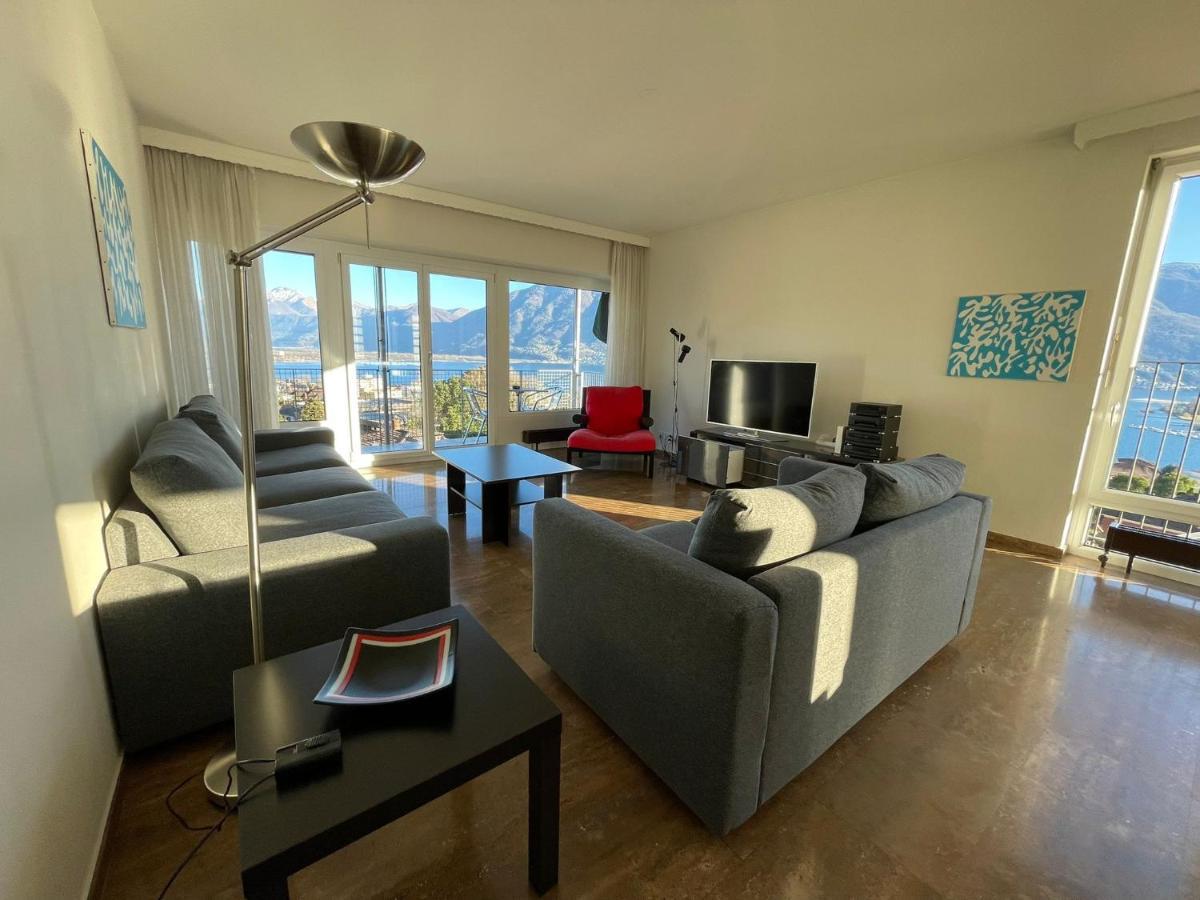 Lichtdurchflutete Ferienwohnung Mit Panorama-Sicht Und Schwimmbad/Sauna Muralto Buitenkant foto