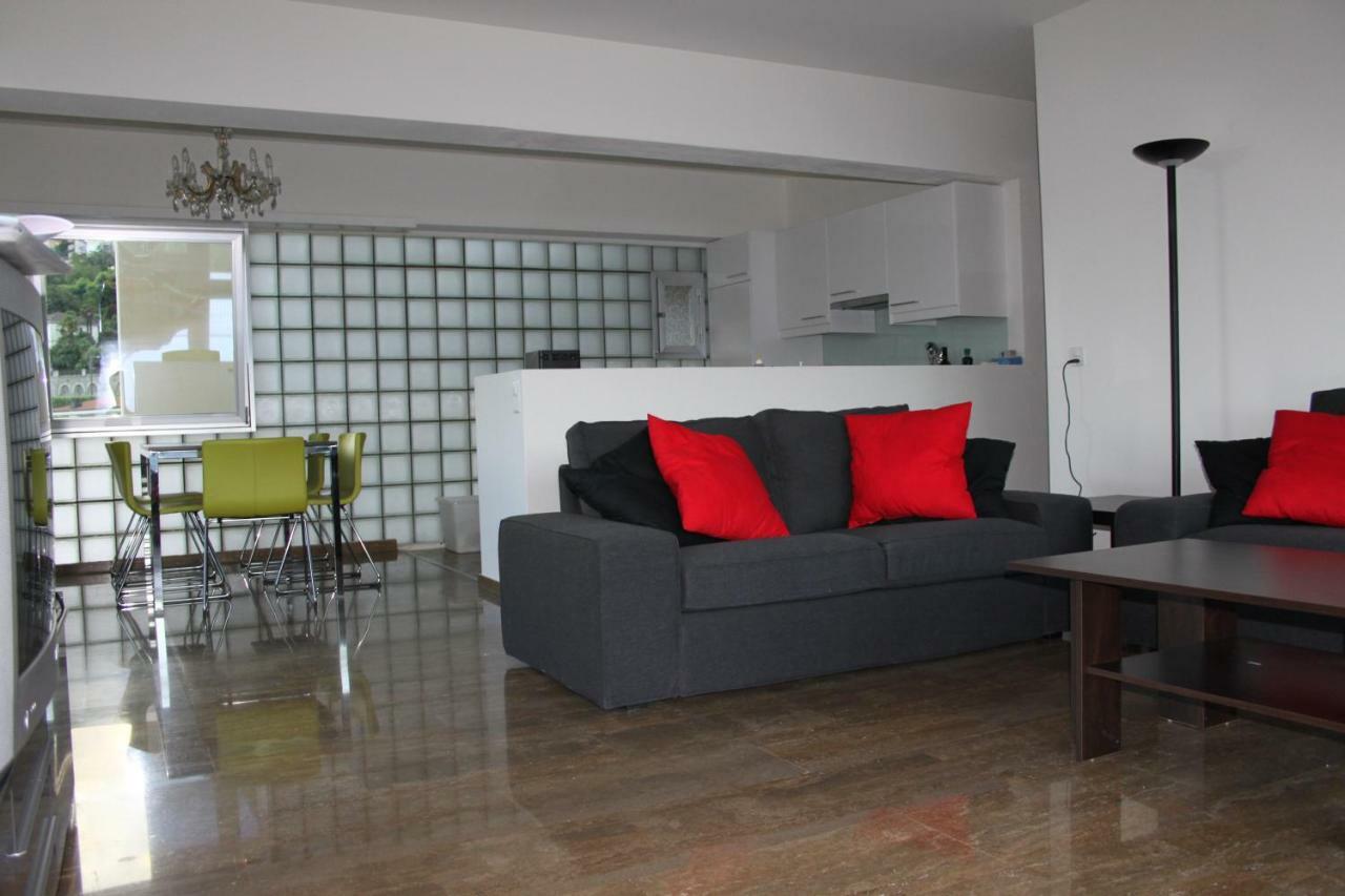 Lichtdurchflutete Ferienwohnung Mit Panorama-Sicht Und Schwimmbad/Sauna Muralto Buitenkant foto